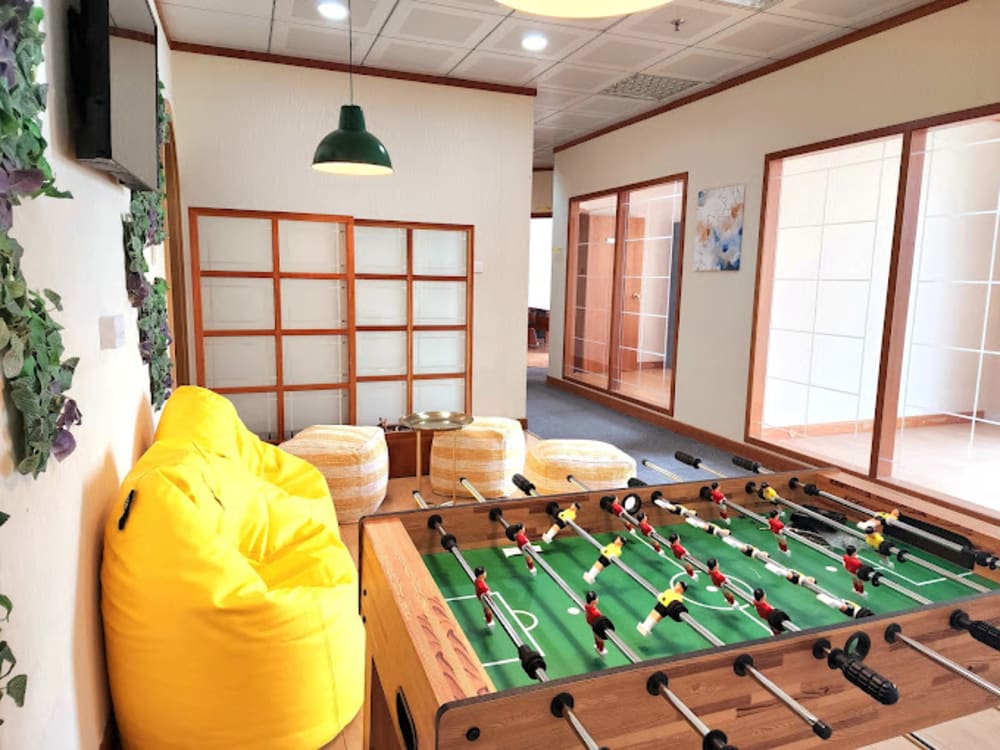 CUBES-Al Khazna Tower