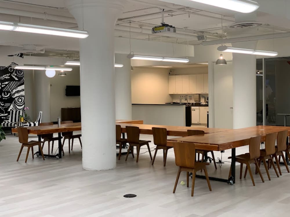 Connect Hub Indigo Plaza