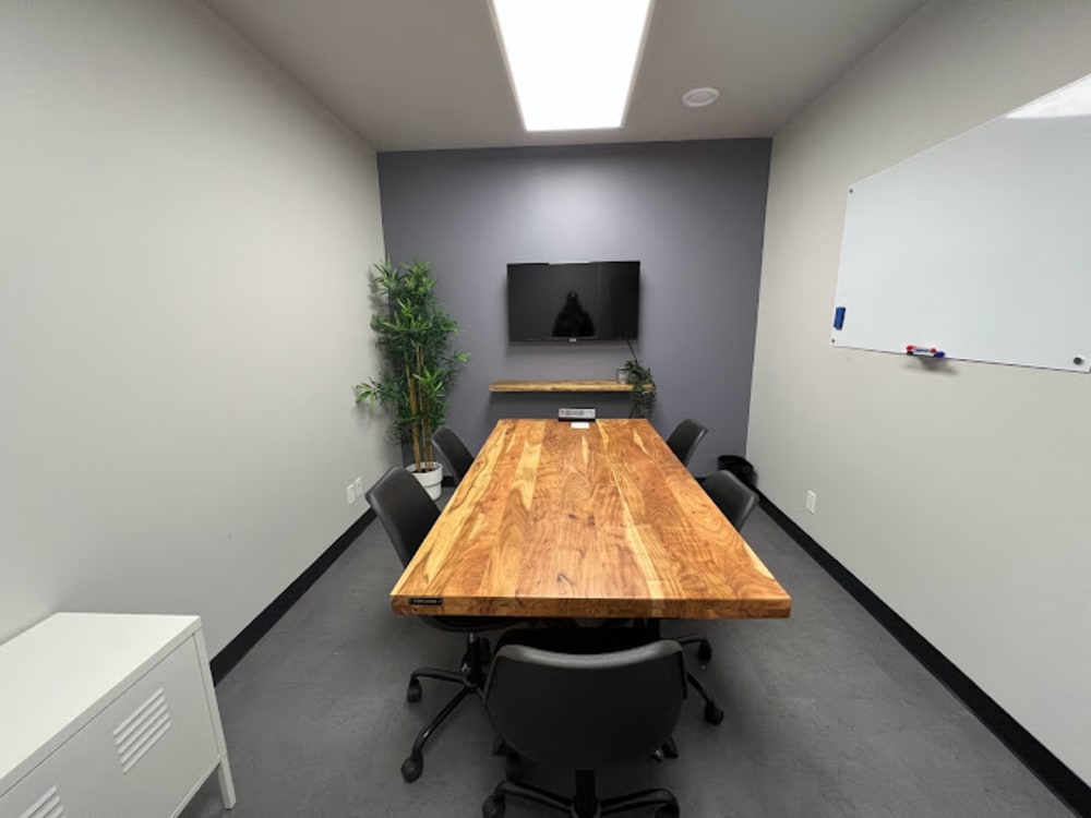 LAUFT Flexible Workspace- Toronto