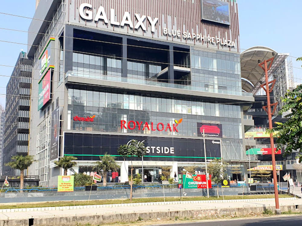 Galaxy Blue Sapphire Plaza