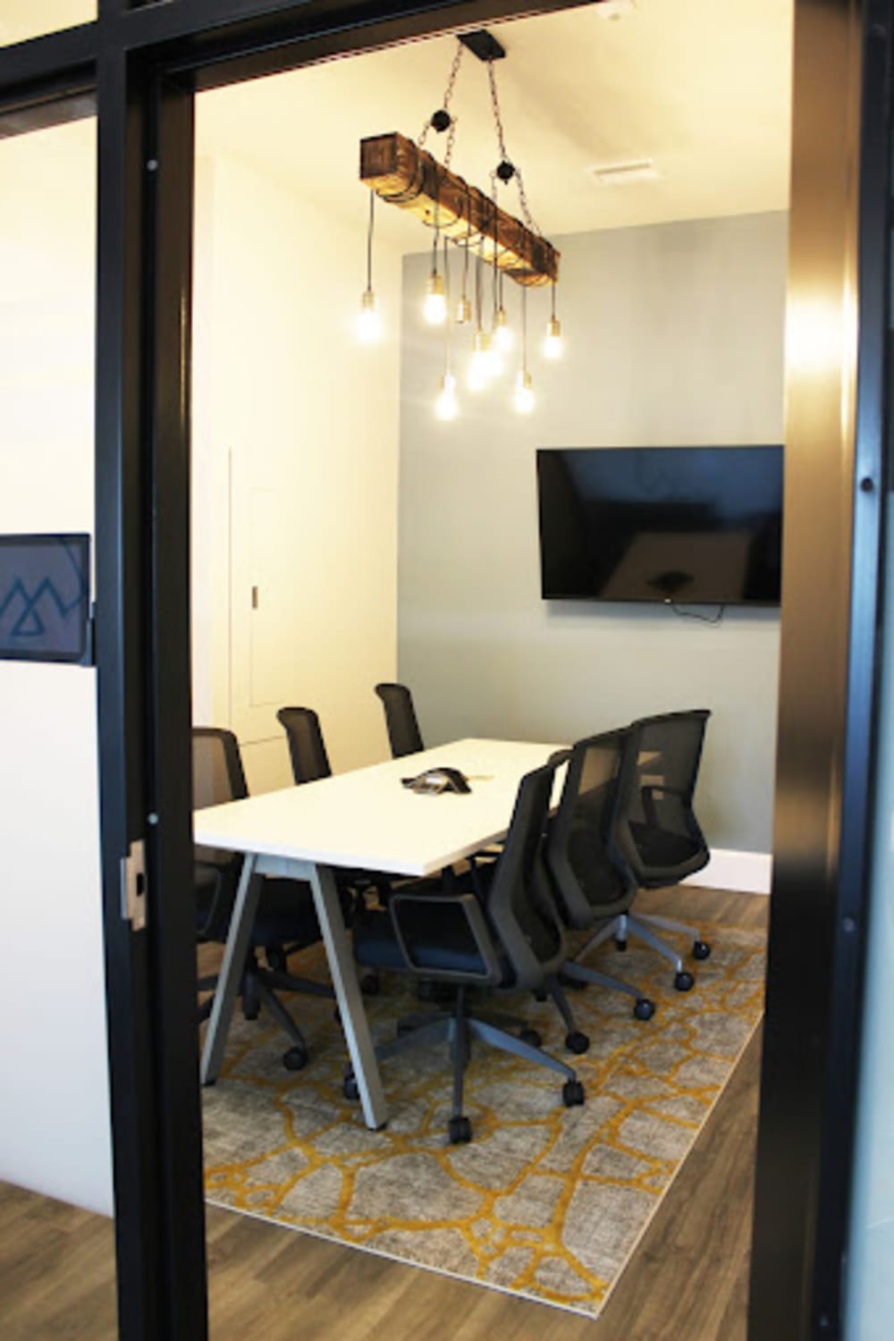 C3 WorkLounge Wyoming-Missoula