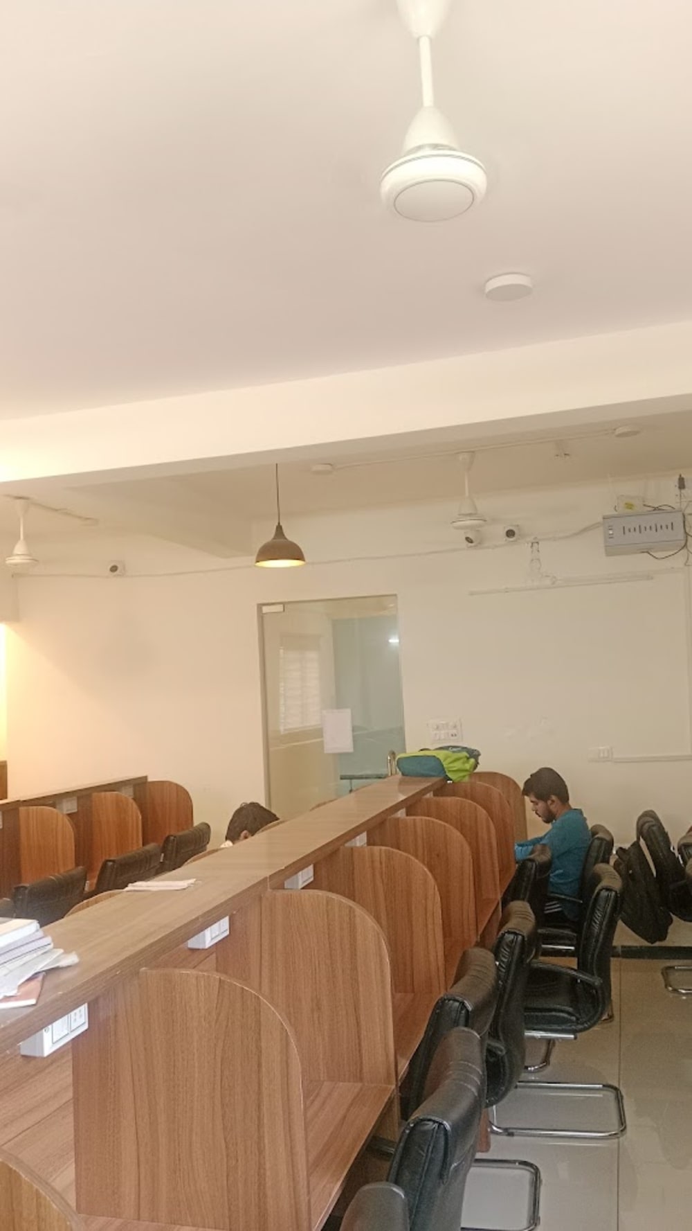 My Desk Library Campus-2nd