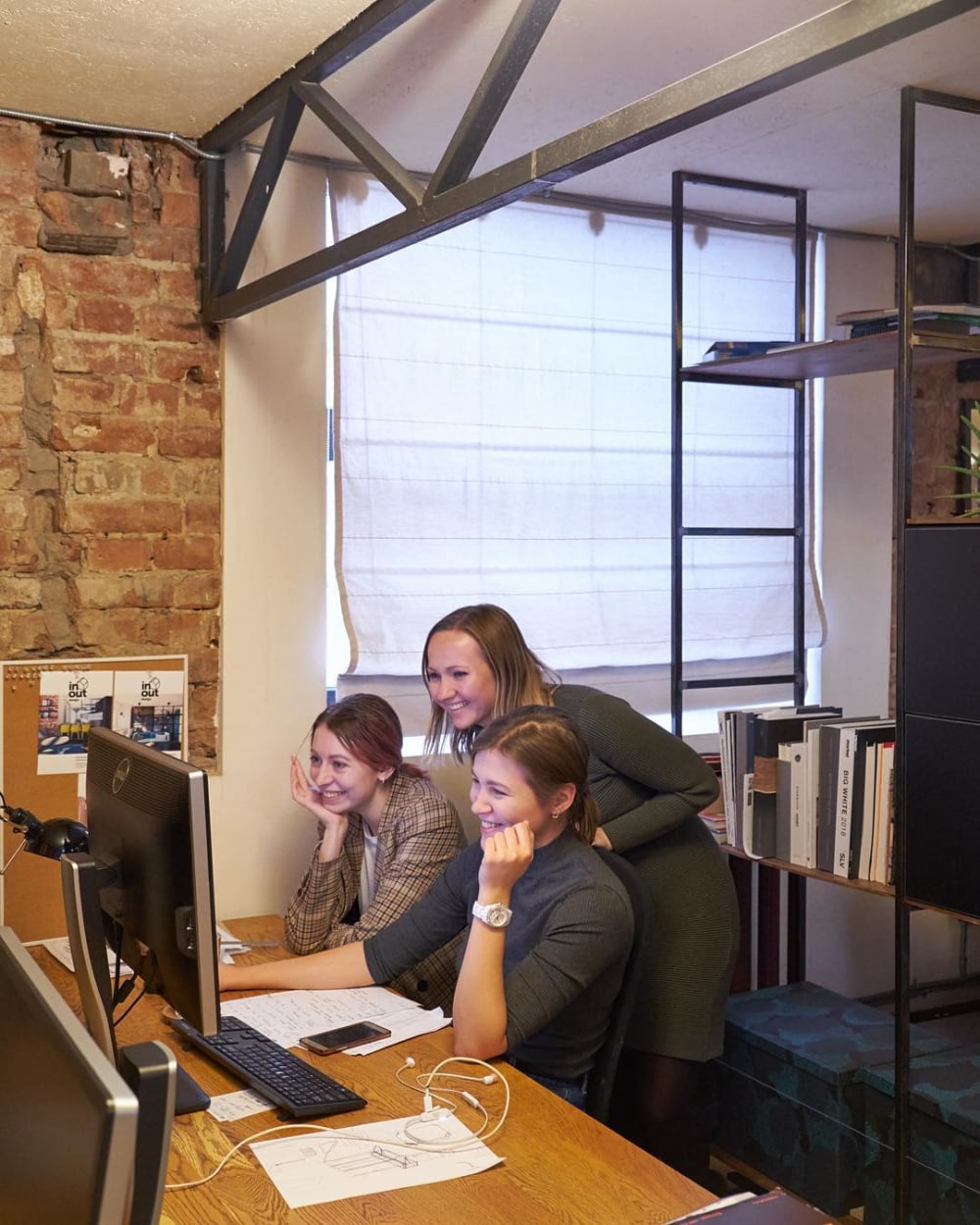 Mecto-Ulitsa Maksima