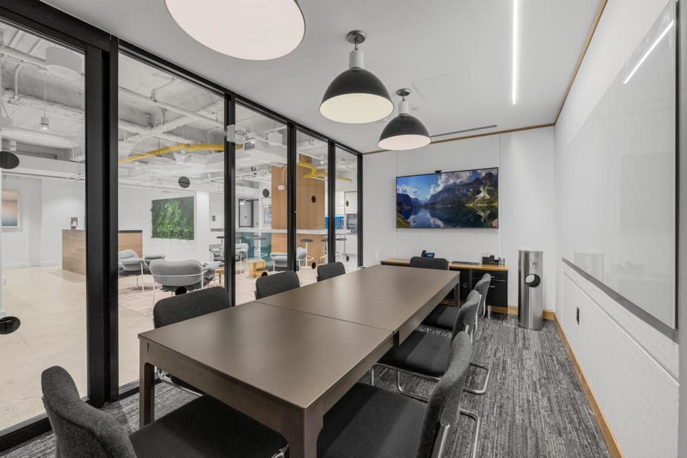 Corporate Suites at 880 3rd Avenue