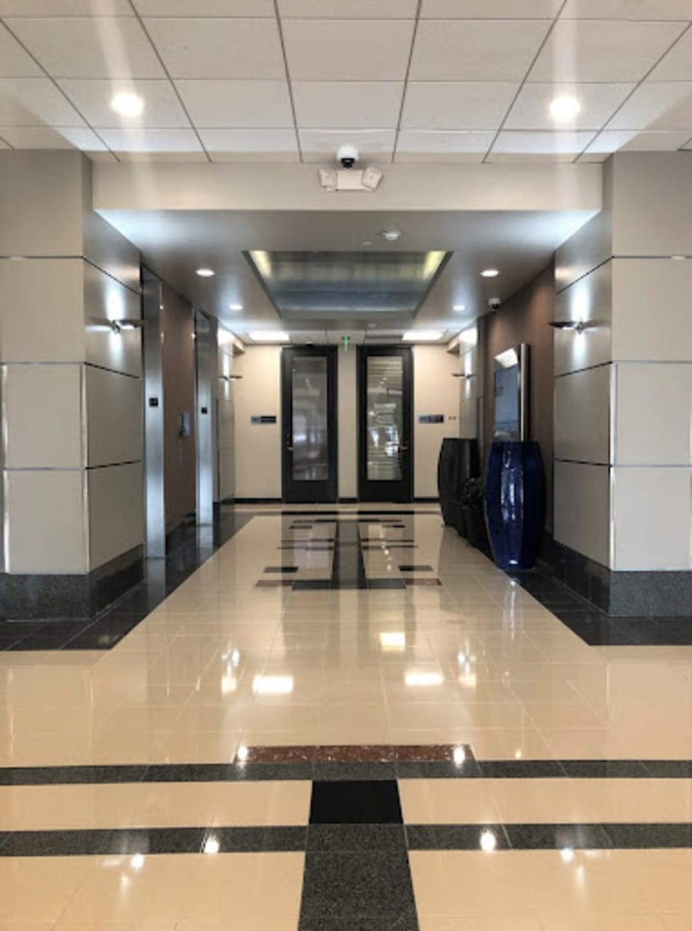 Woodlake Plaza Houston