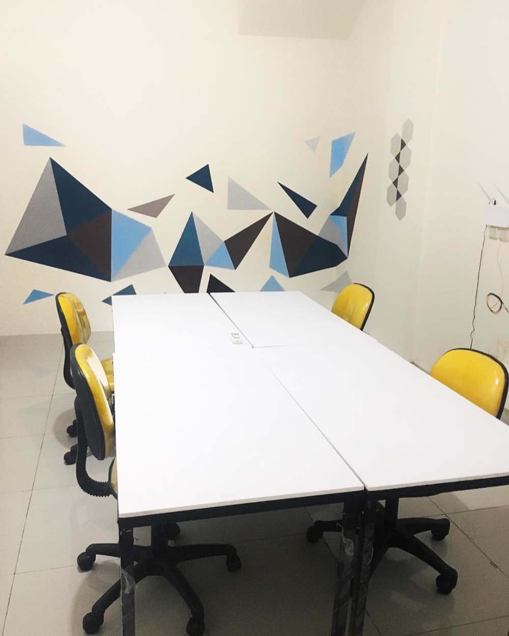 Lemon Workstation Tangerang