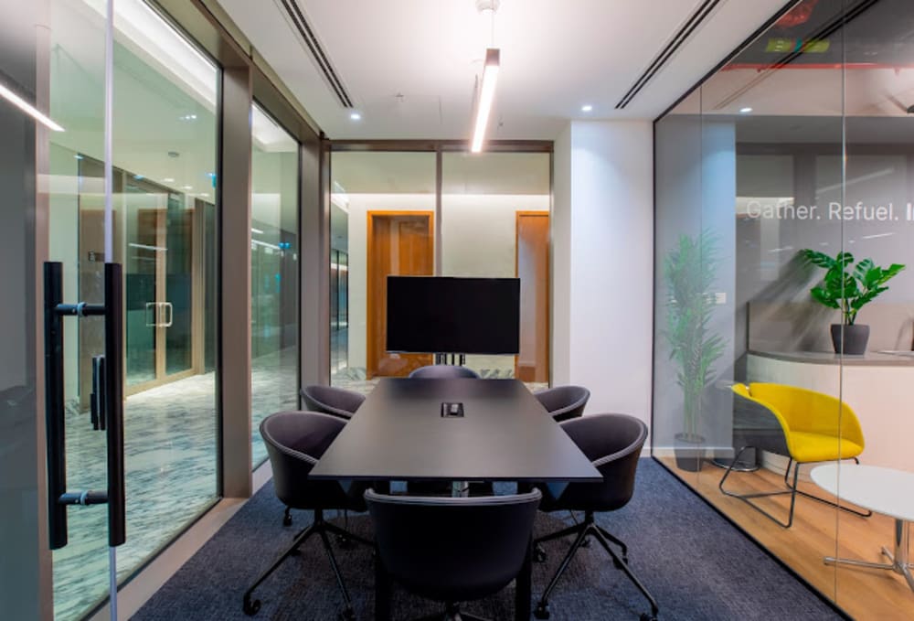 Hotdesk  One Central