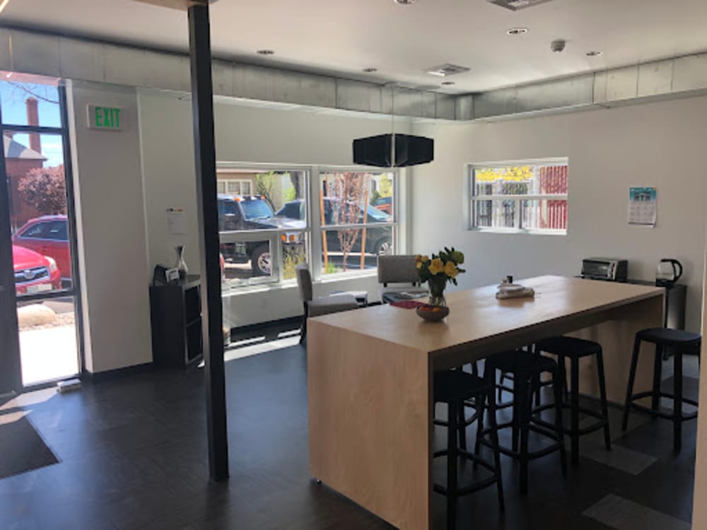 527 Lander CoWorking and Office Space