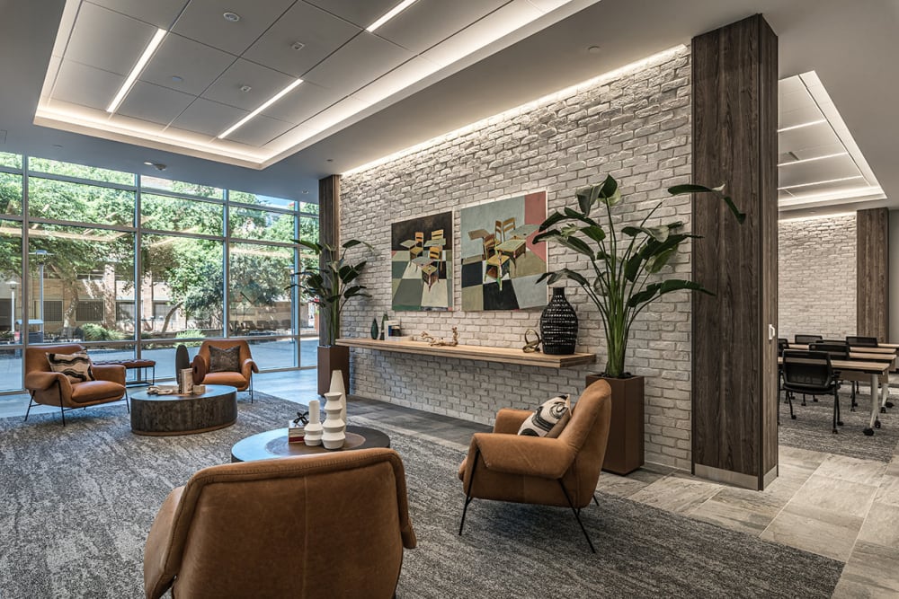 Tempe gateway Mill Ave