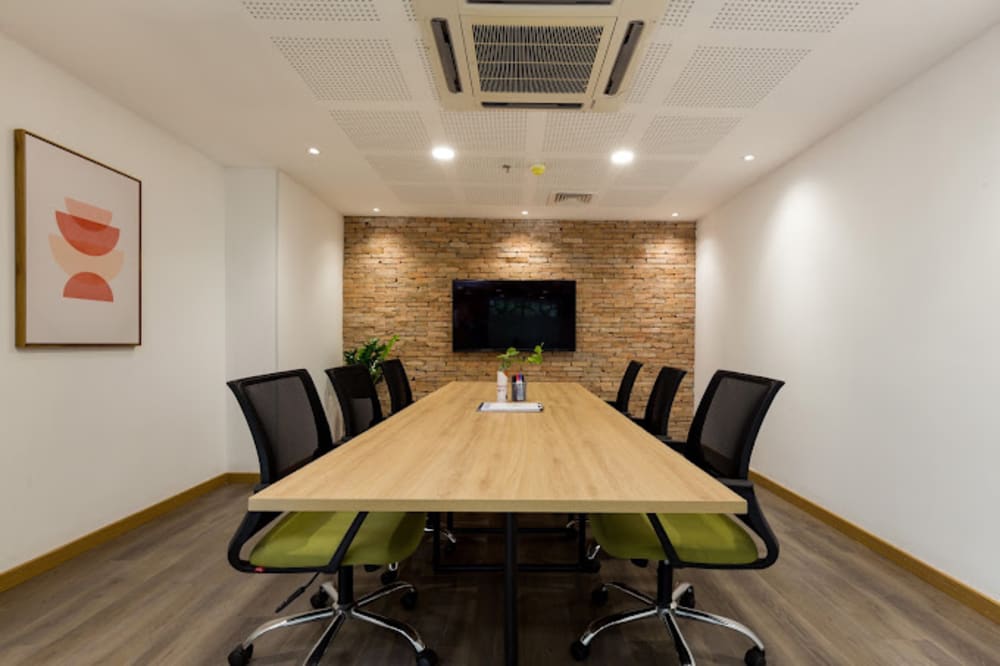 CirCO Dong Du- Ho Chi Minh