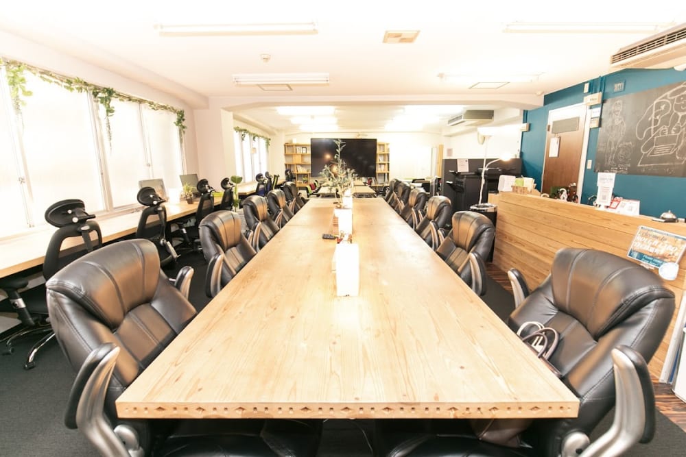 Coworking space ROUGH LABO