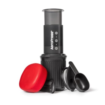 AeroPress Go tragbarer Kaffeebereiter fuer Reisen und Camping