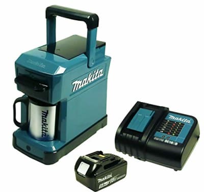 Makita DCM501 Akku-Kaffeemaschine Set mit Akku 5 Ah und Ladegeraet