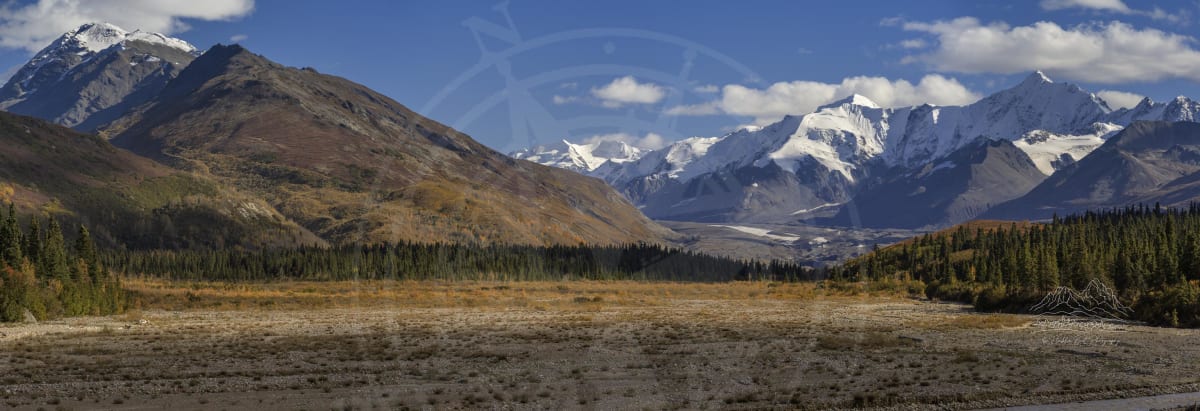 Richardson Highway Alaska mountain valley