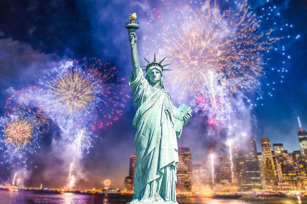 places to spend new years eve in the usa