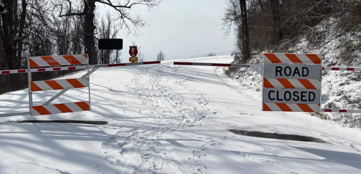 blue ridge parkway in winter