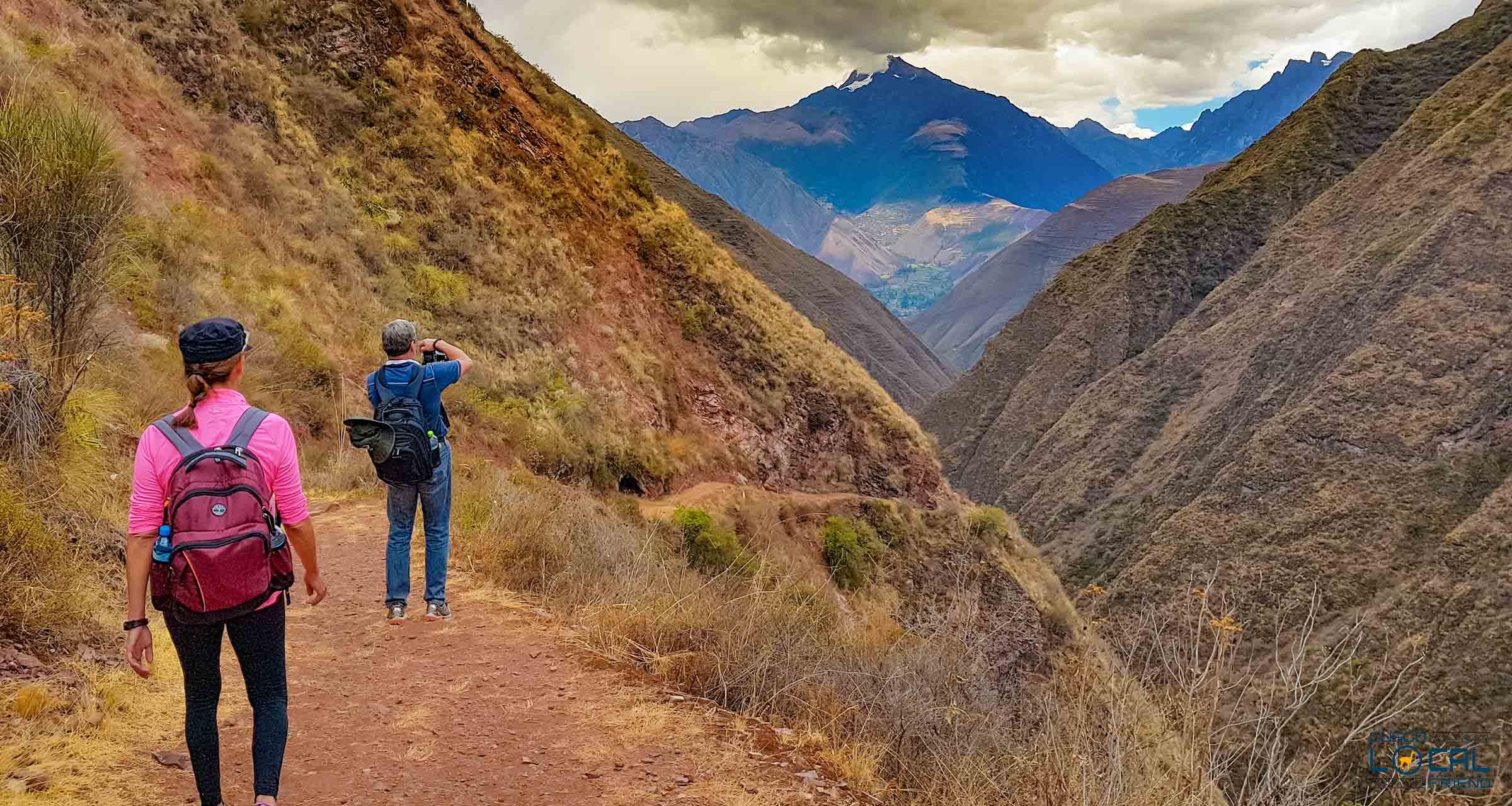 Urquillos river village Sacred Valley plaza