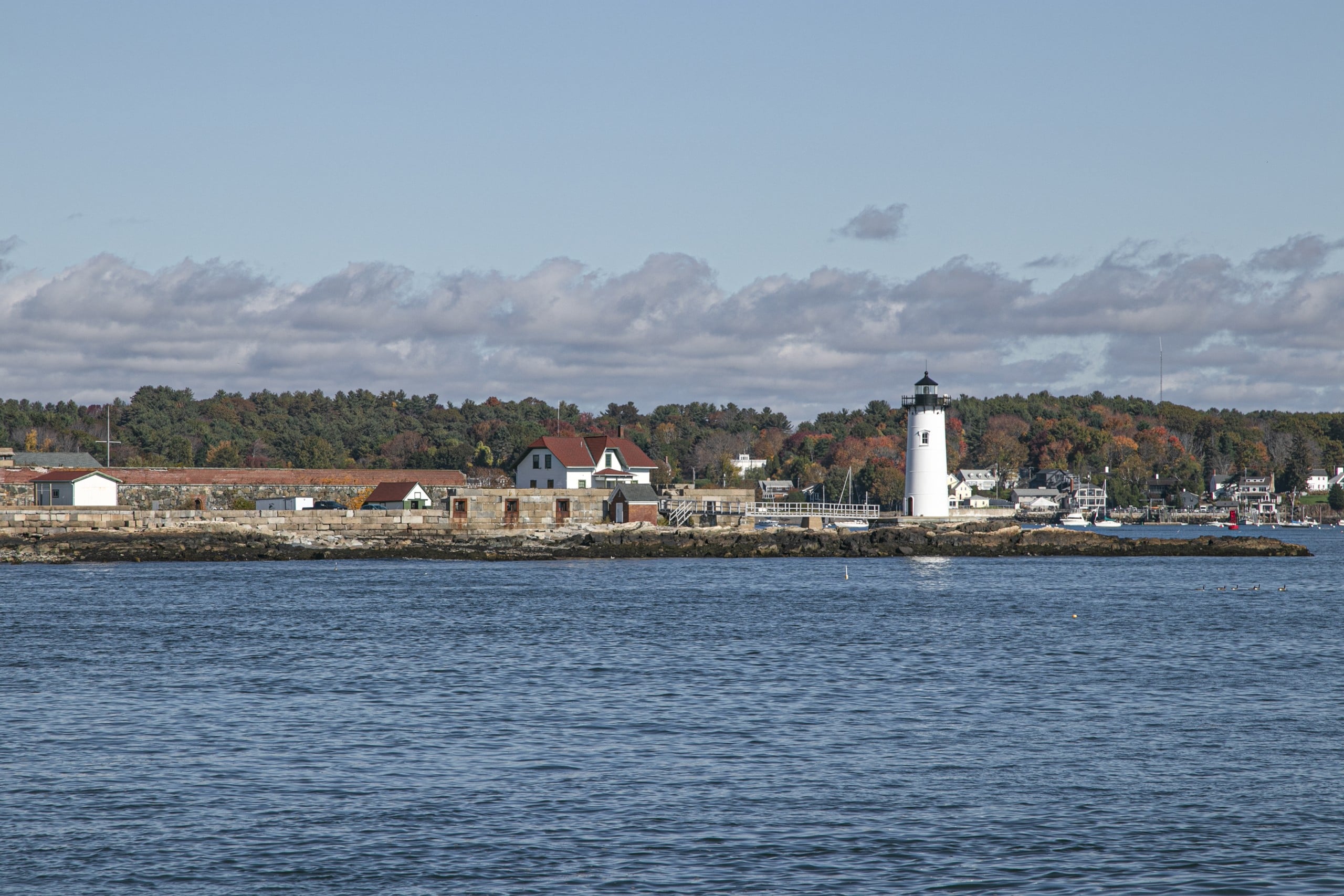 New Castle New Hampshire lighthouse and coast