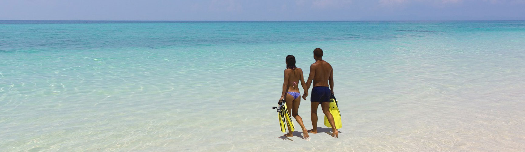 Anna Maria Island Florida white sand and clear water