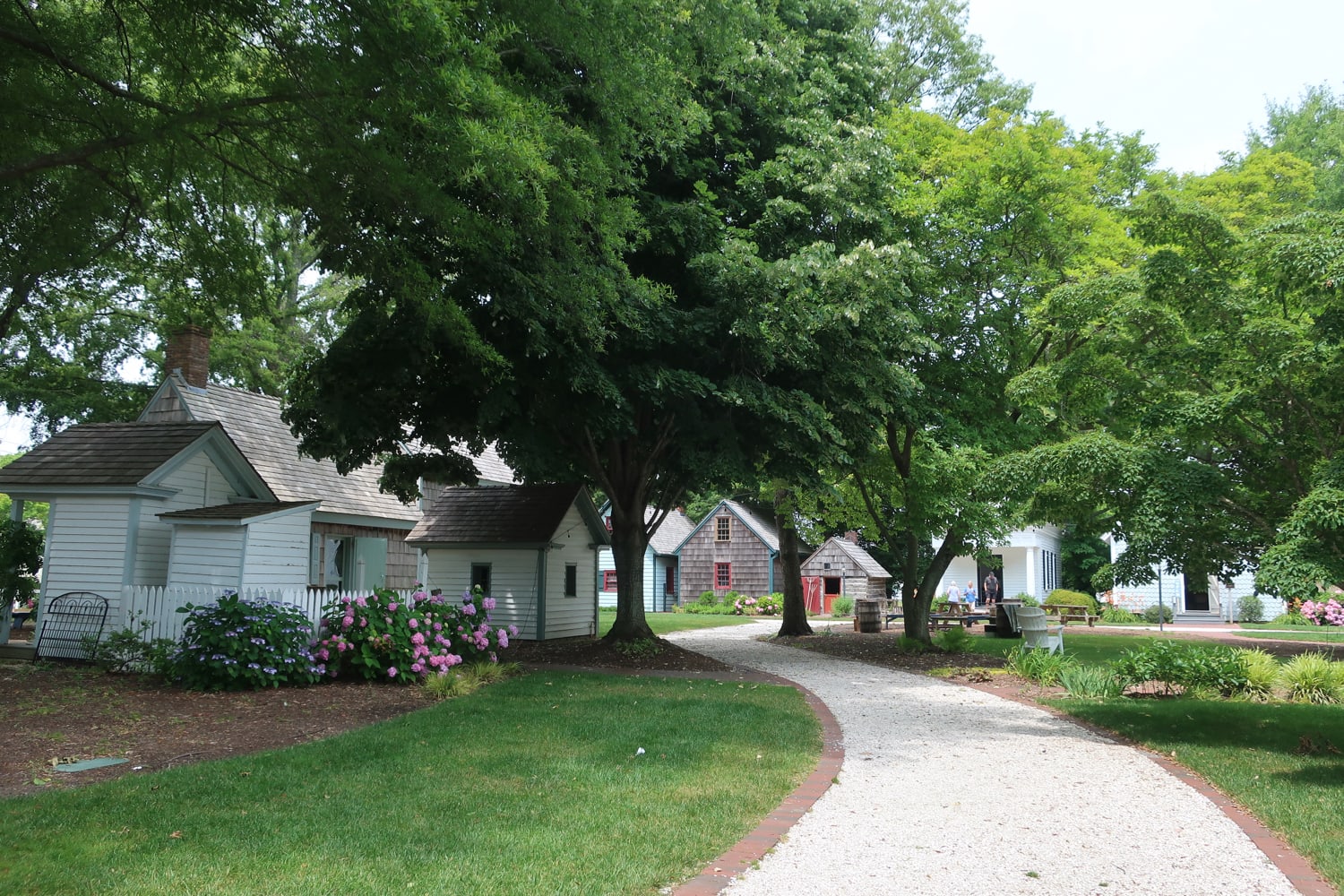 Lewes Delaware historic hotels cottages