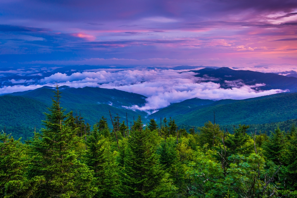 mountain cabin getaways summer