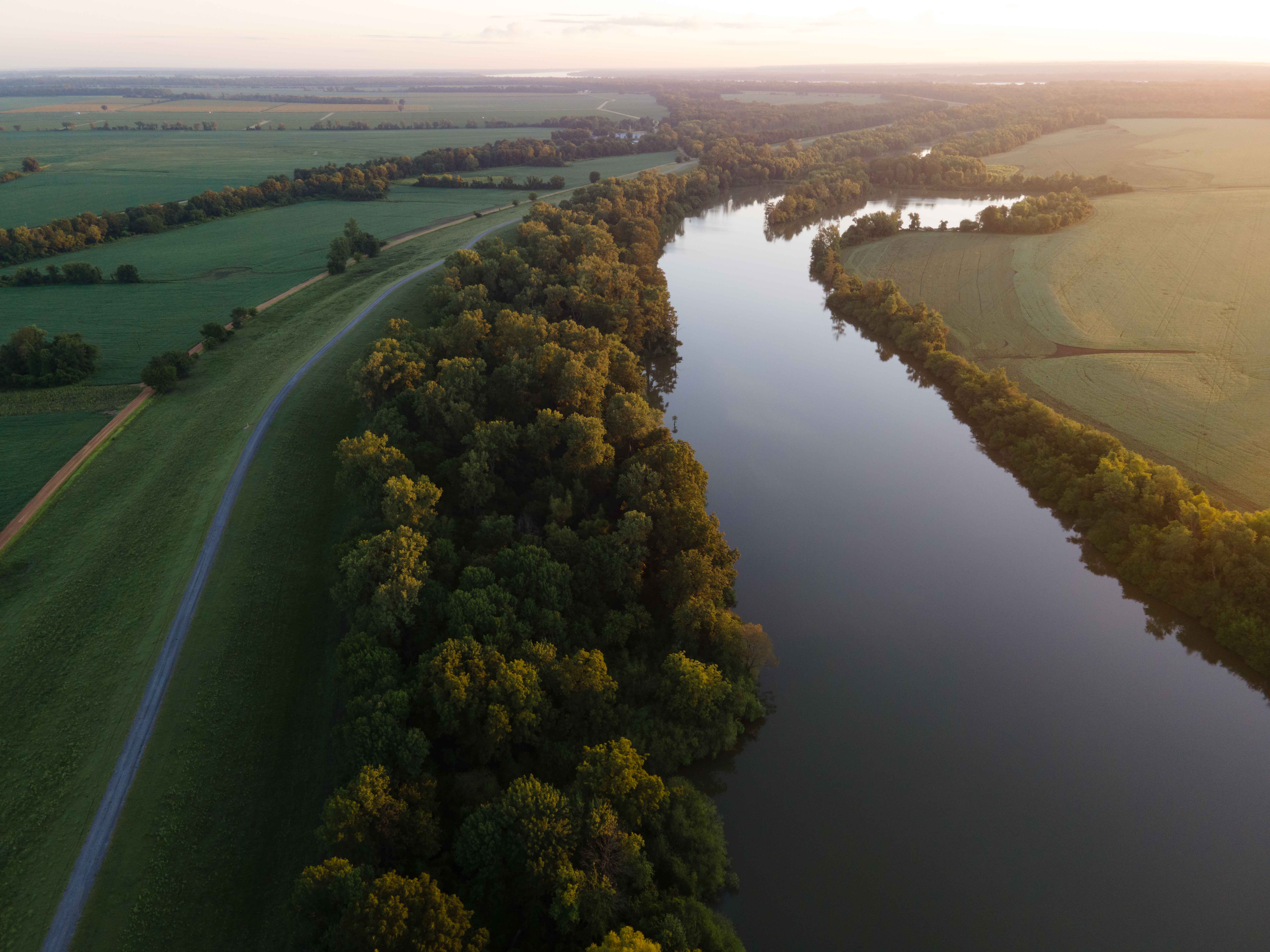 mississippi river valley landscape