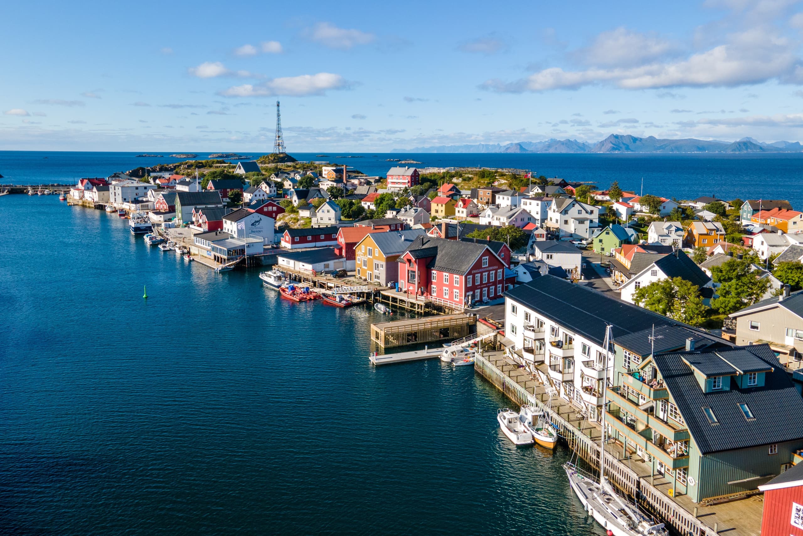 reine norway lofoten islands fishing village