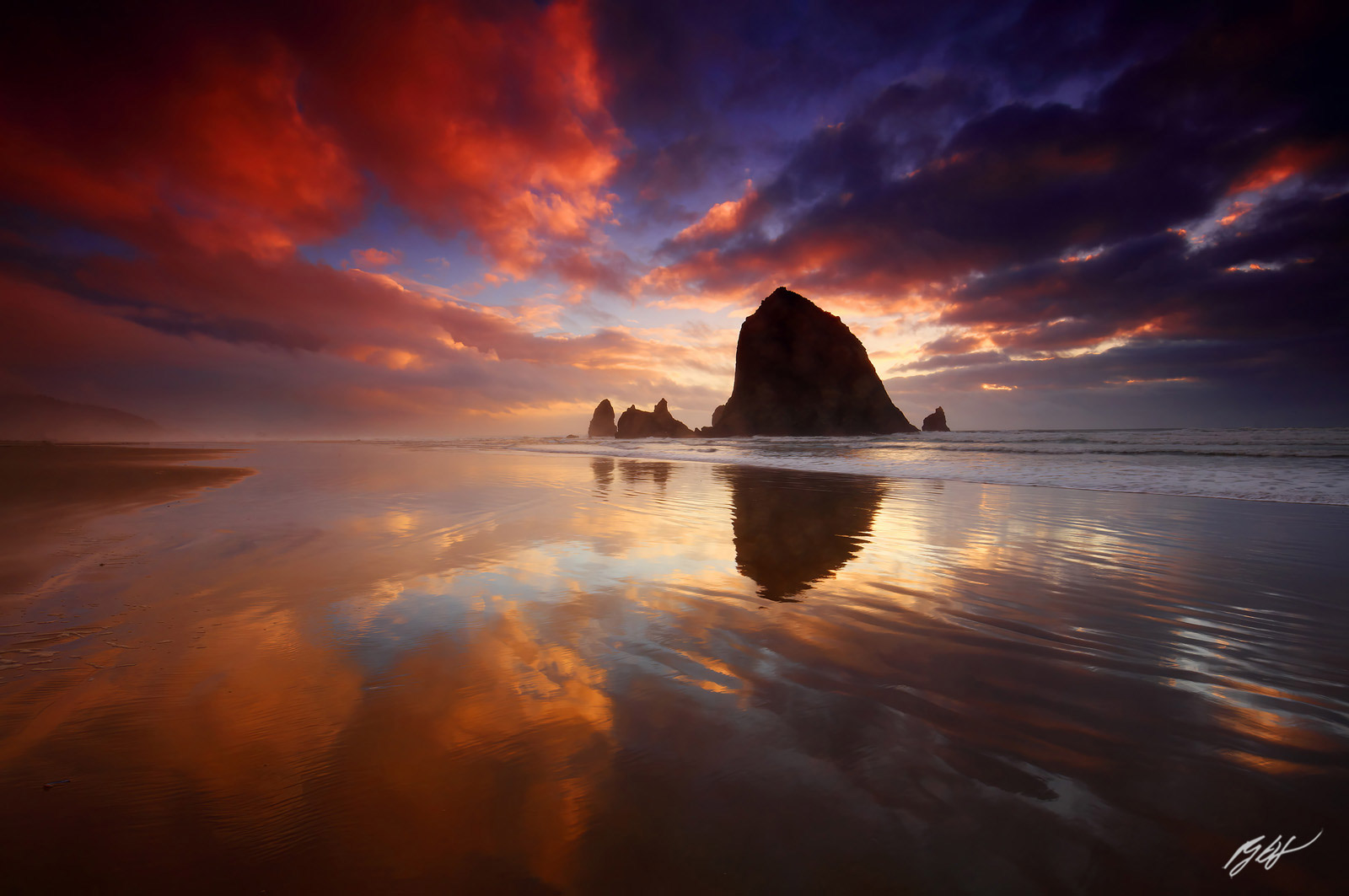 cannon beach oregon haystack rock