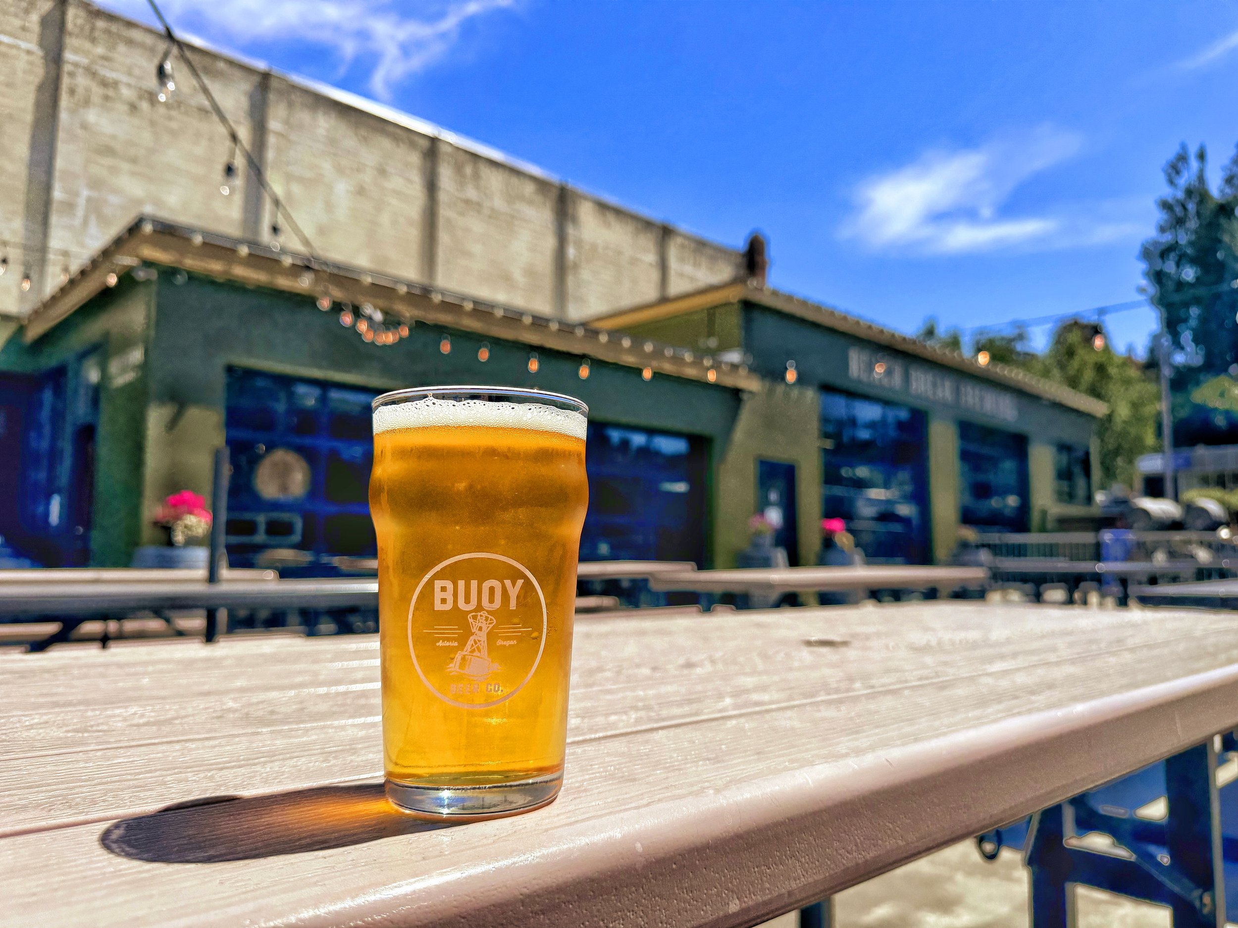 oregon coast brewery tasting room