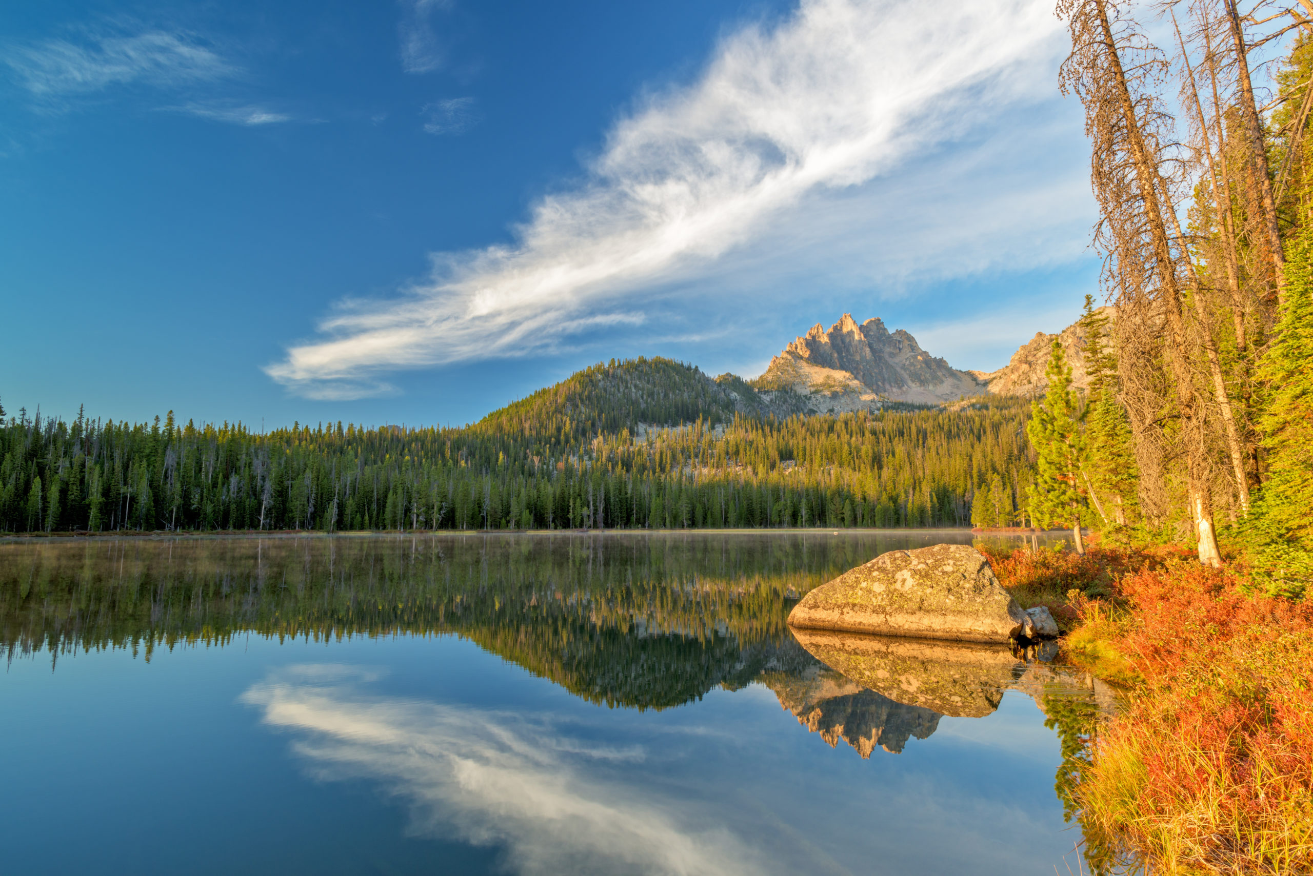 Stanley Idaho Sawtooth Mountains fall