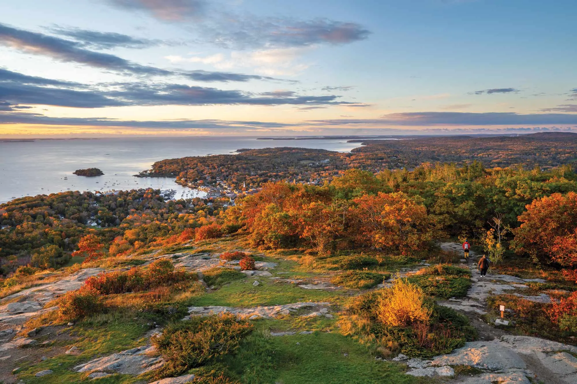 camden maine harbor mount battie fall