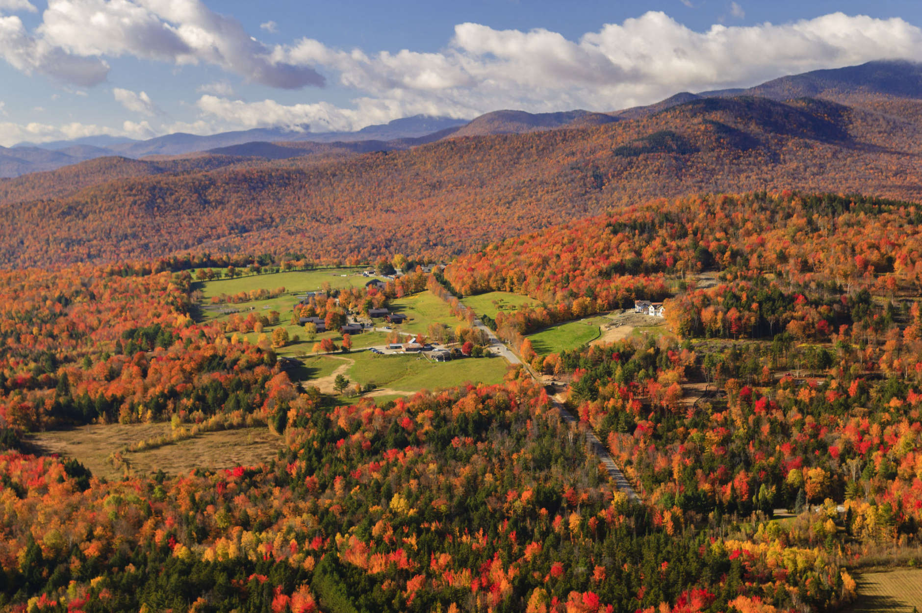 small towns for fall foliage usa