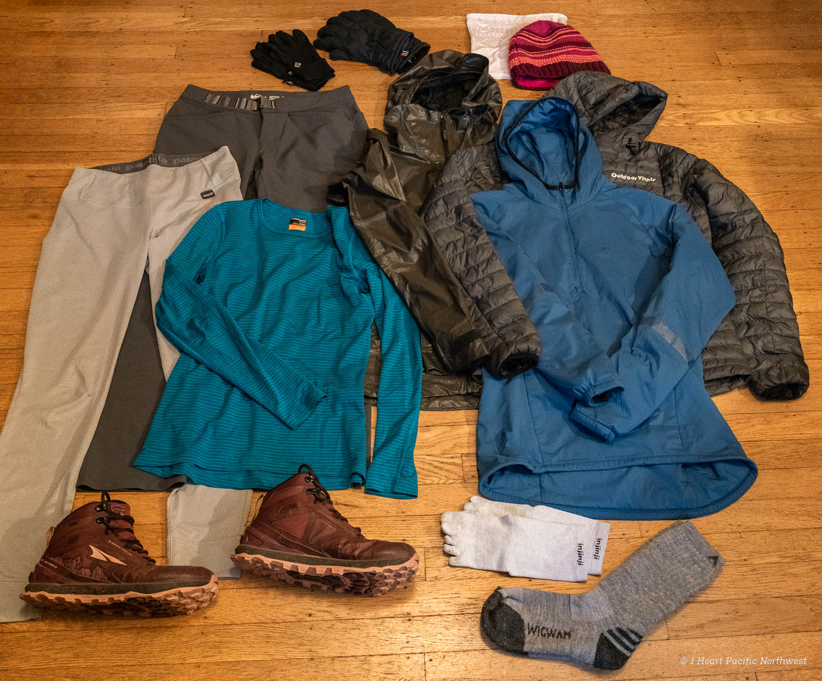 fall hiking layers cold weather gear