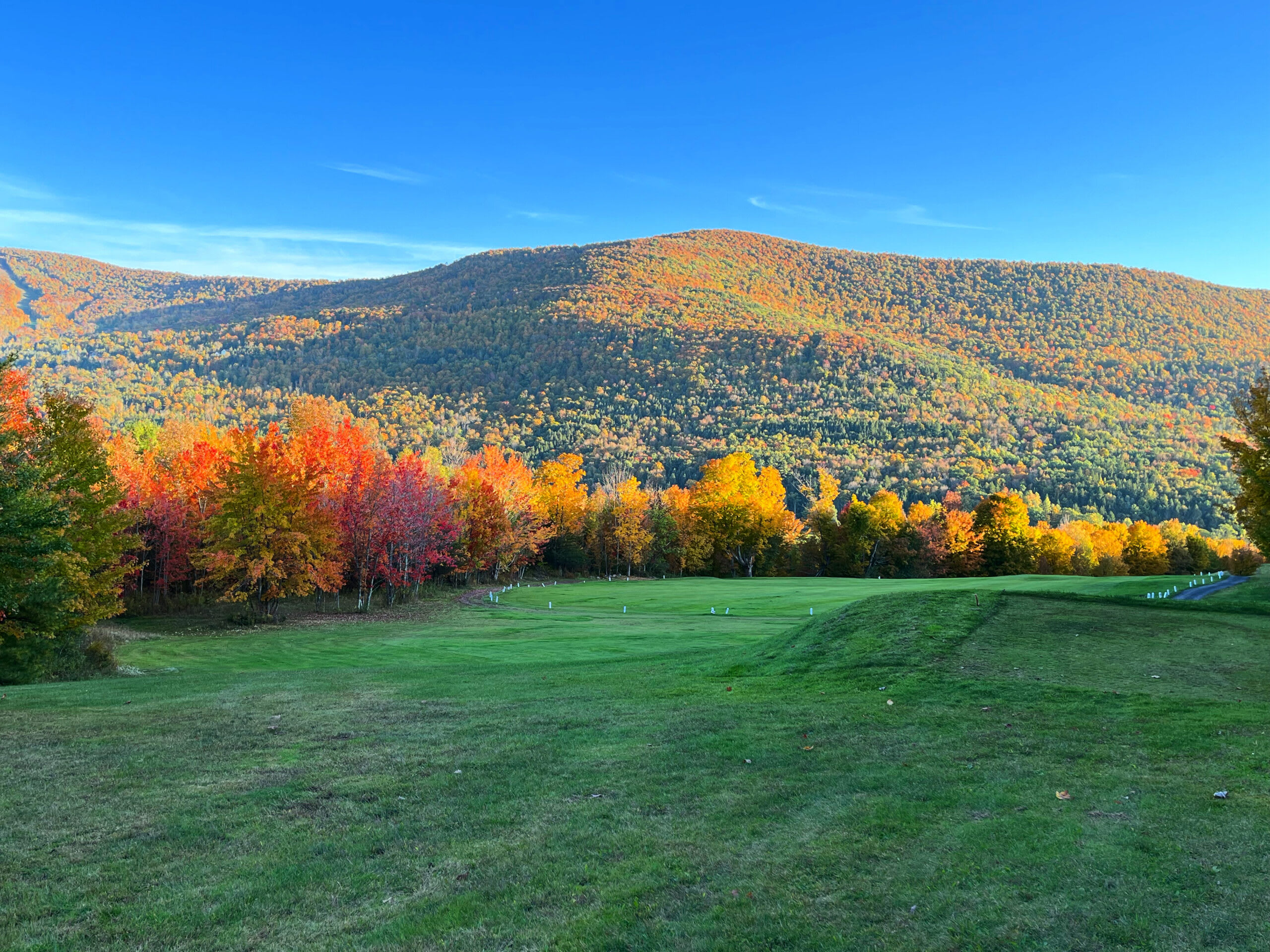 Catskills golf course fall foliage mountains