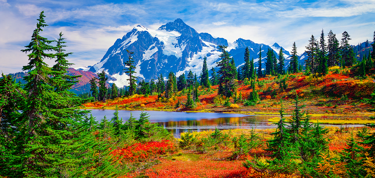 North Cascades autumn scenic drive