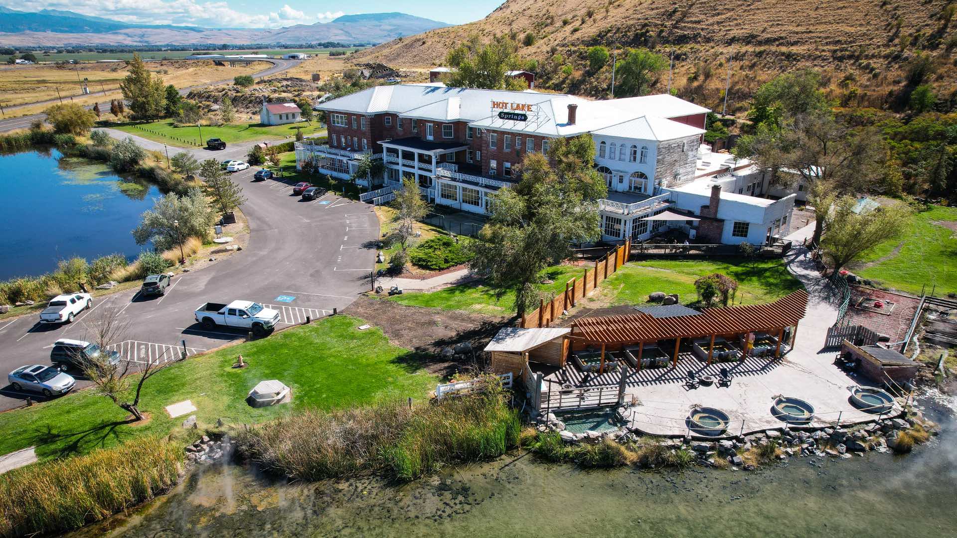 Hot Lake Hotel La Grande Oregon haunted thermal resort