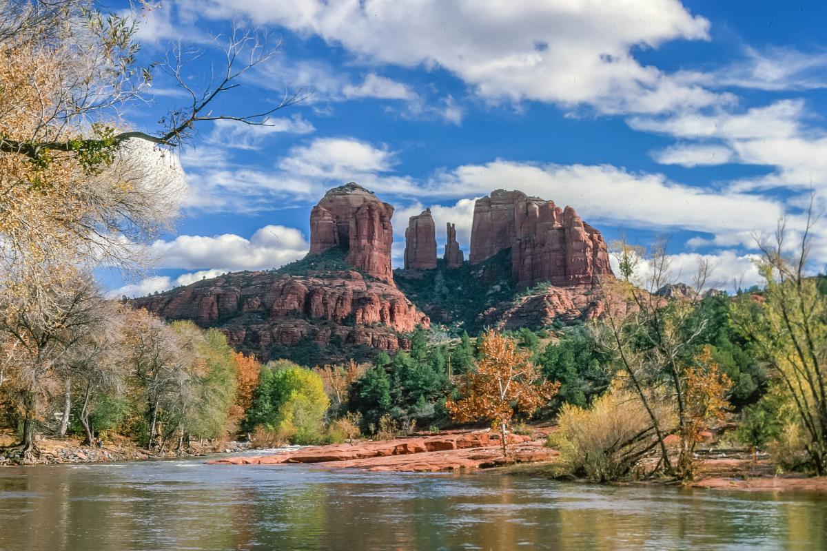 Sedona Arizona fall foliage oak creek