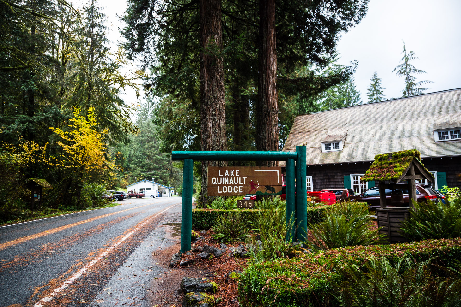 Lake Quinault Lodge autumn Washington