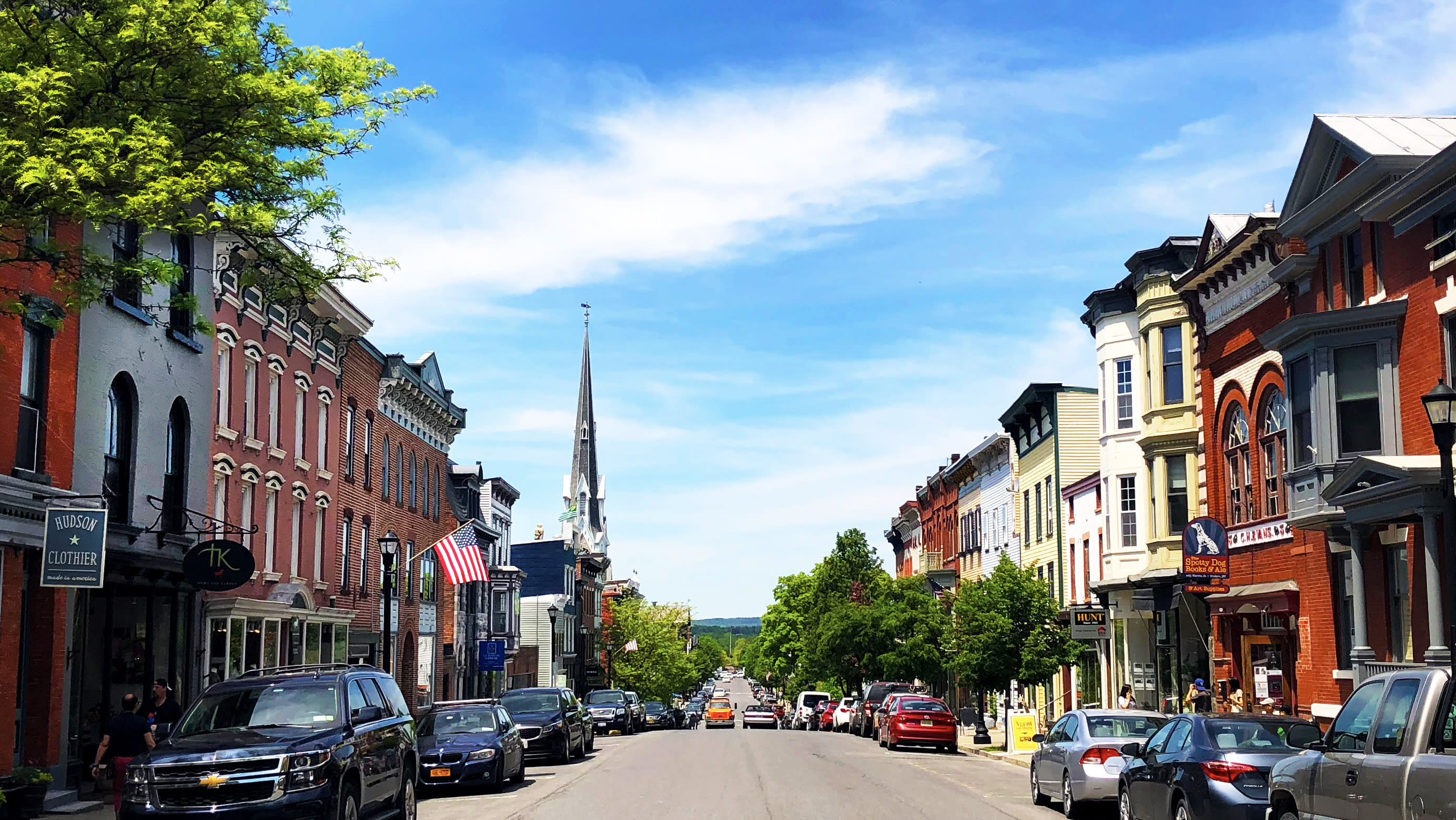 hudson-ny-warren-street-fall