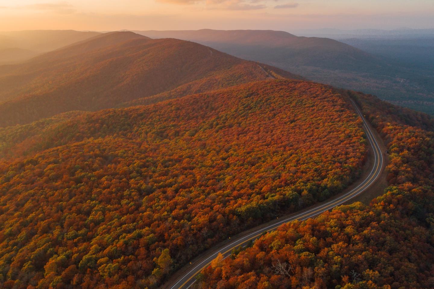 Skyline Drive overlook picnic autumn view