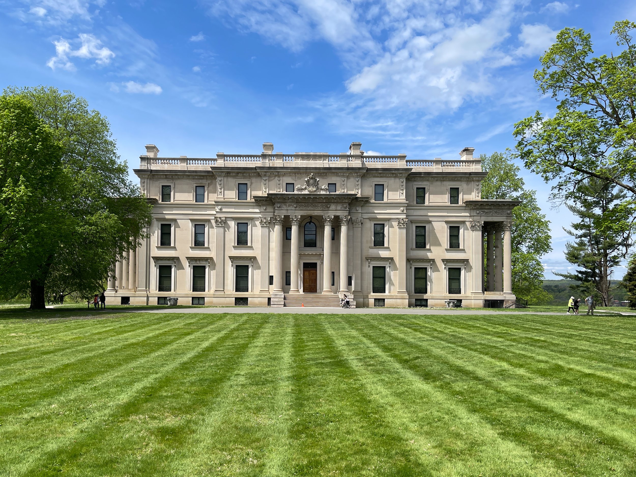 Vanderbilt Mansion Hyde Park exterior Hudson River
