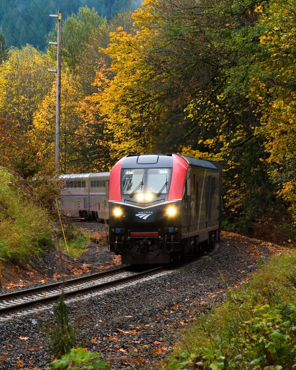 empire builder train fall foliage
