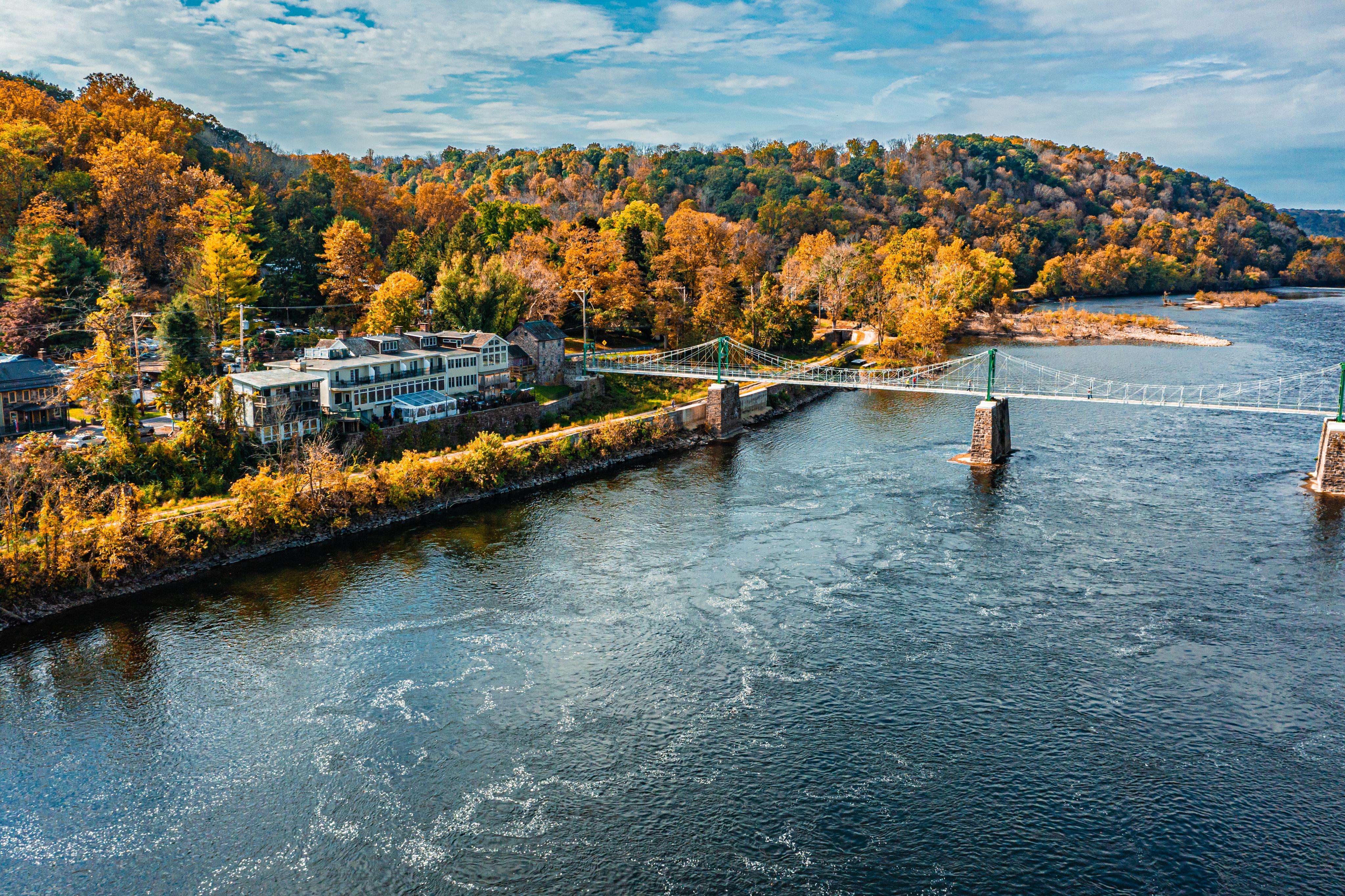 Bucks County Delaware River fall foliage drive