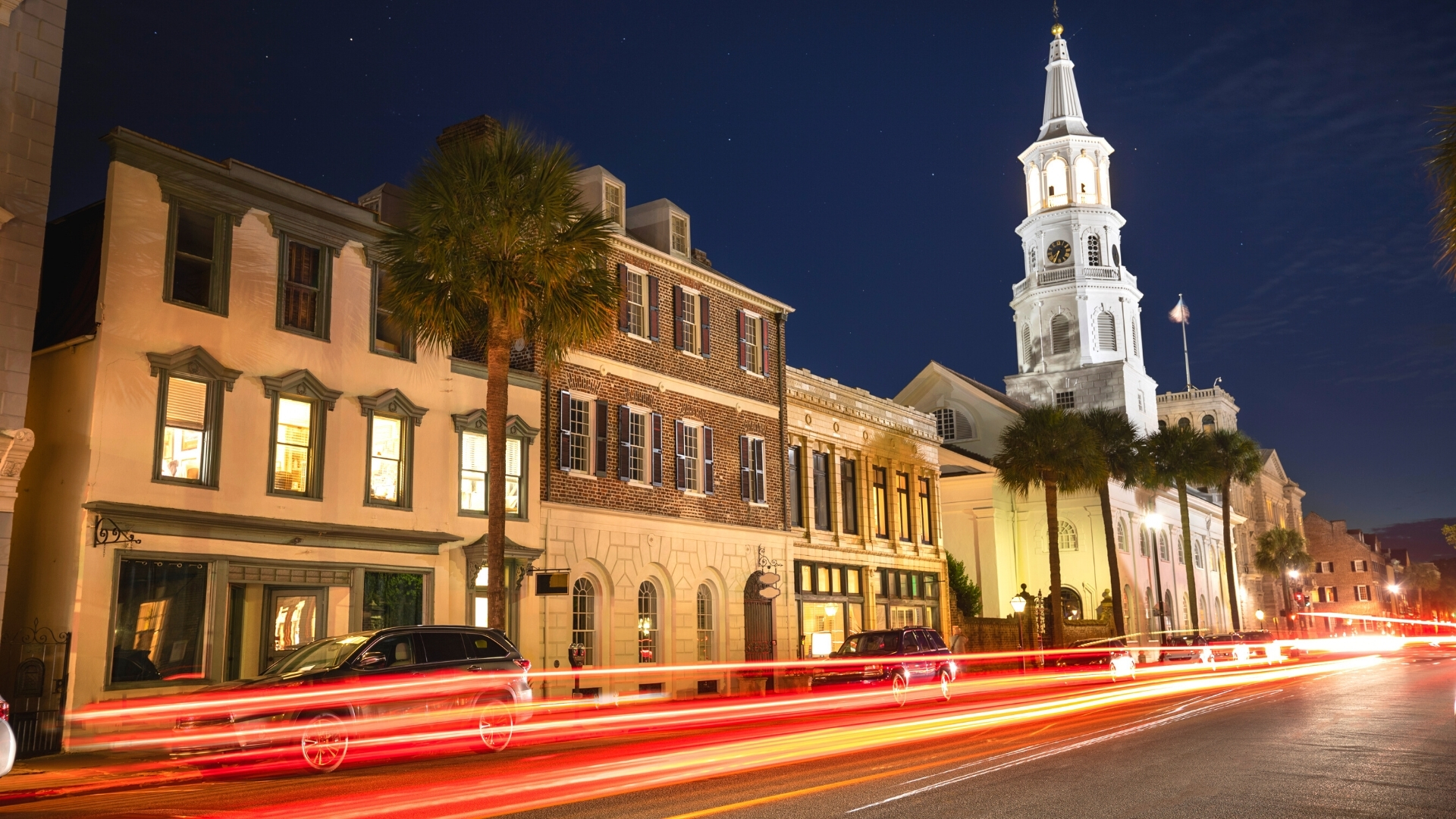 Charleston ghost tour historic district lantern night