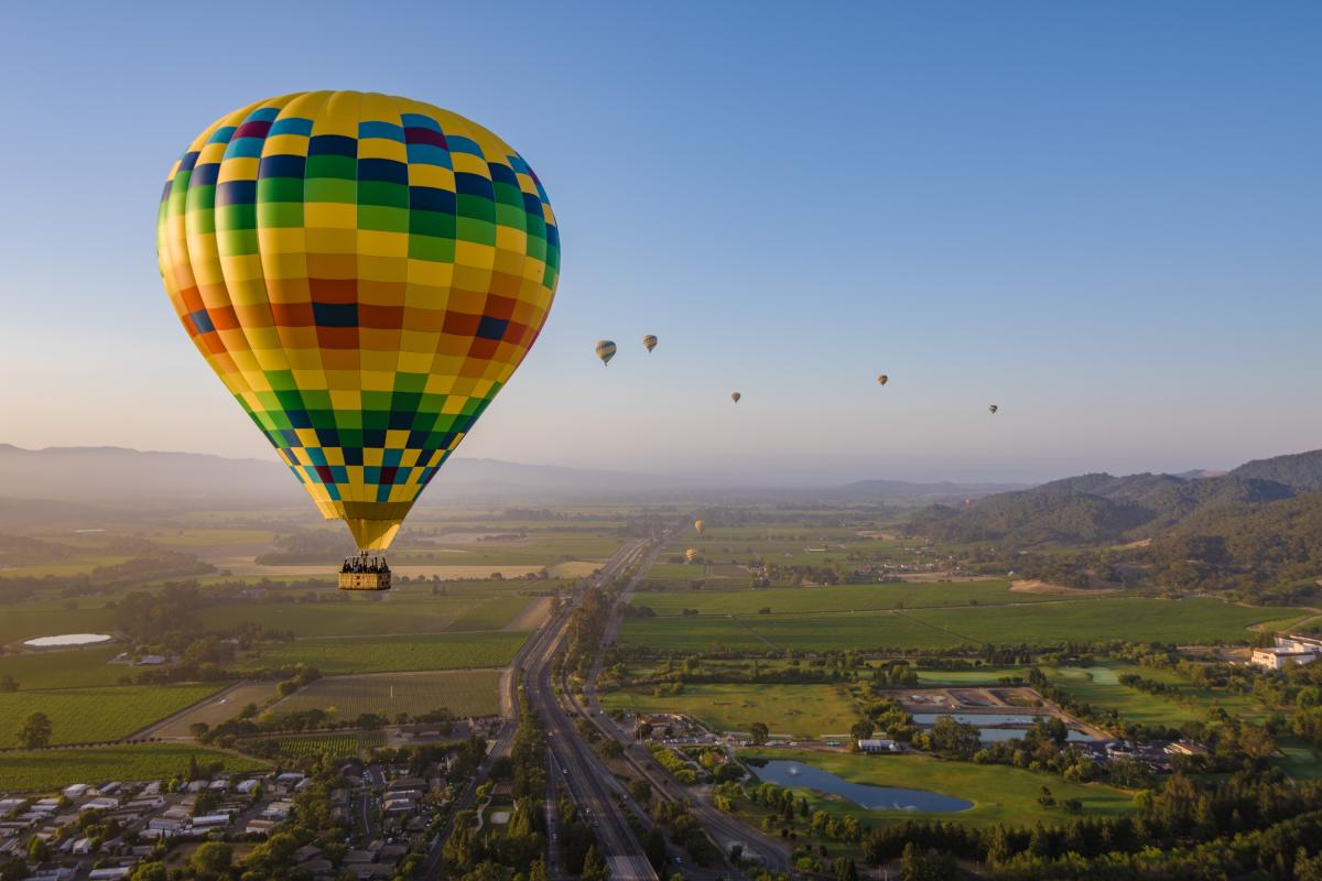 hot air balloon napa valley vineyards fall