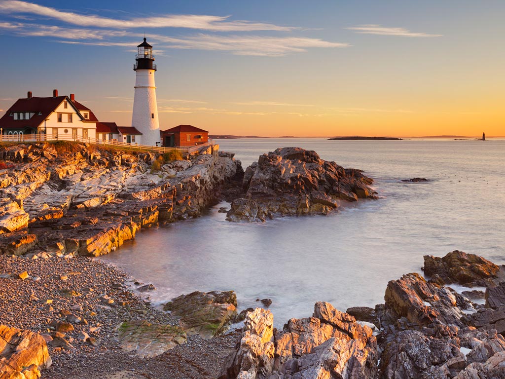 Maine lighthouse autumn coast