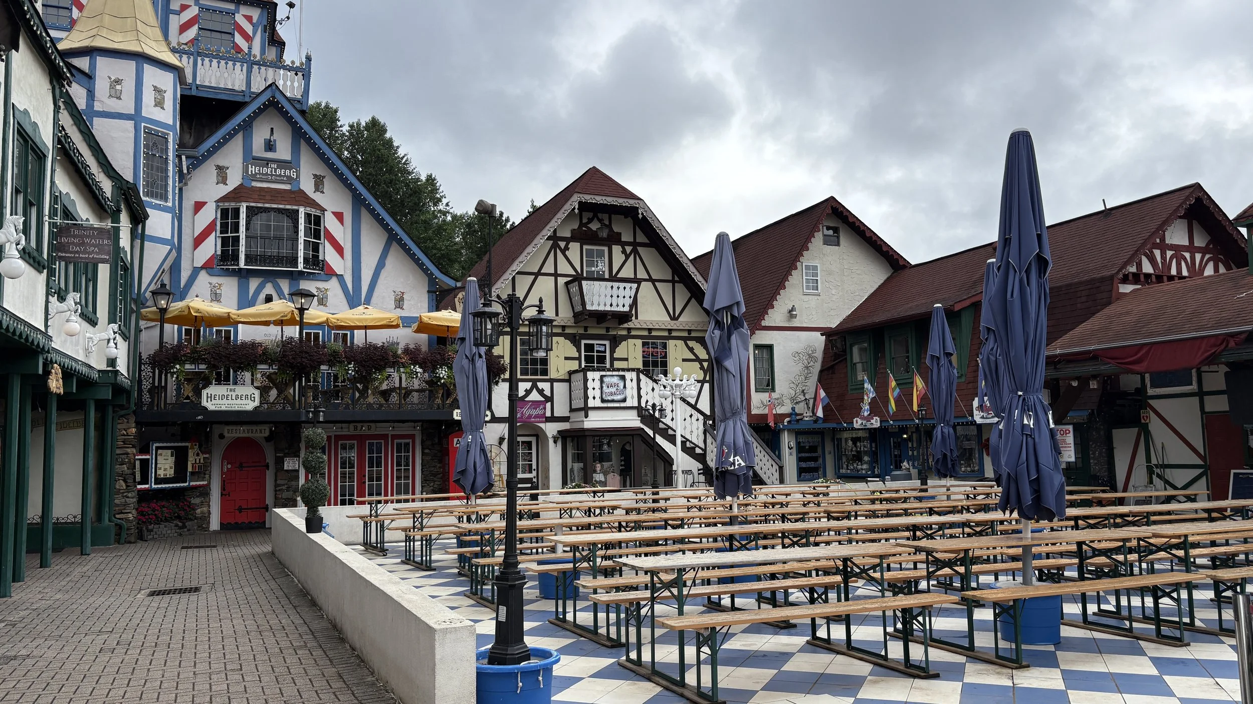 helen georgia bavarian village