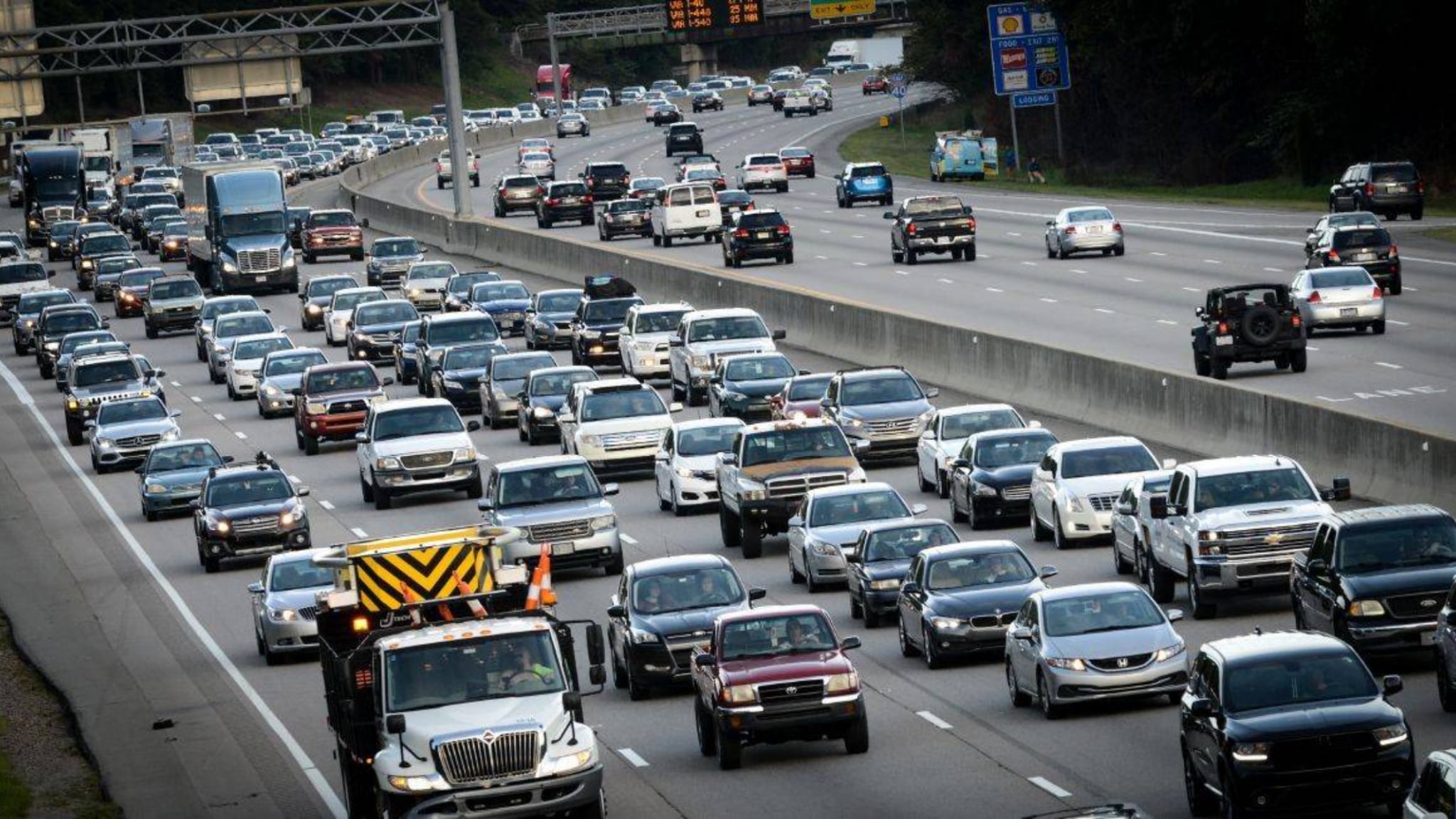 Thanksgiving highway traffic safety