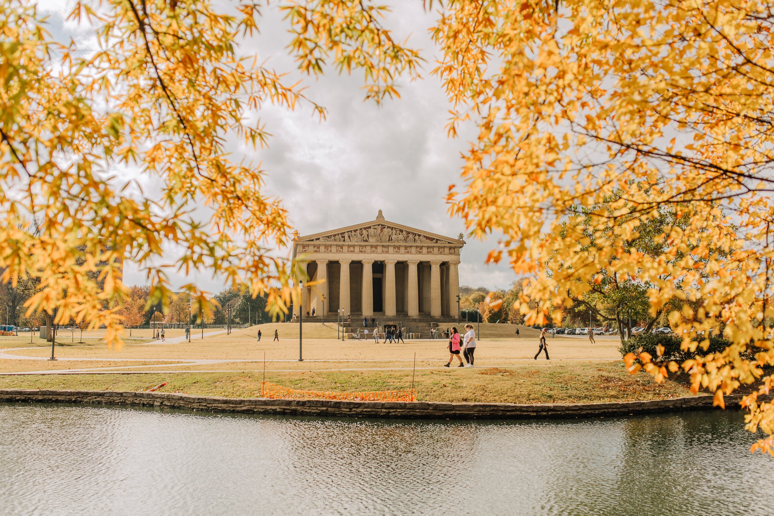 Parthenon Centennial Park Nashville autumn