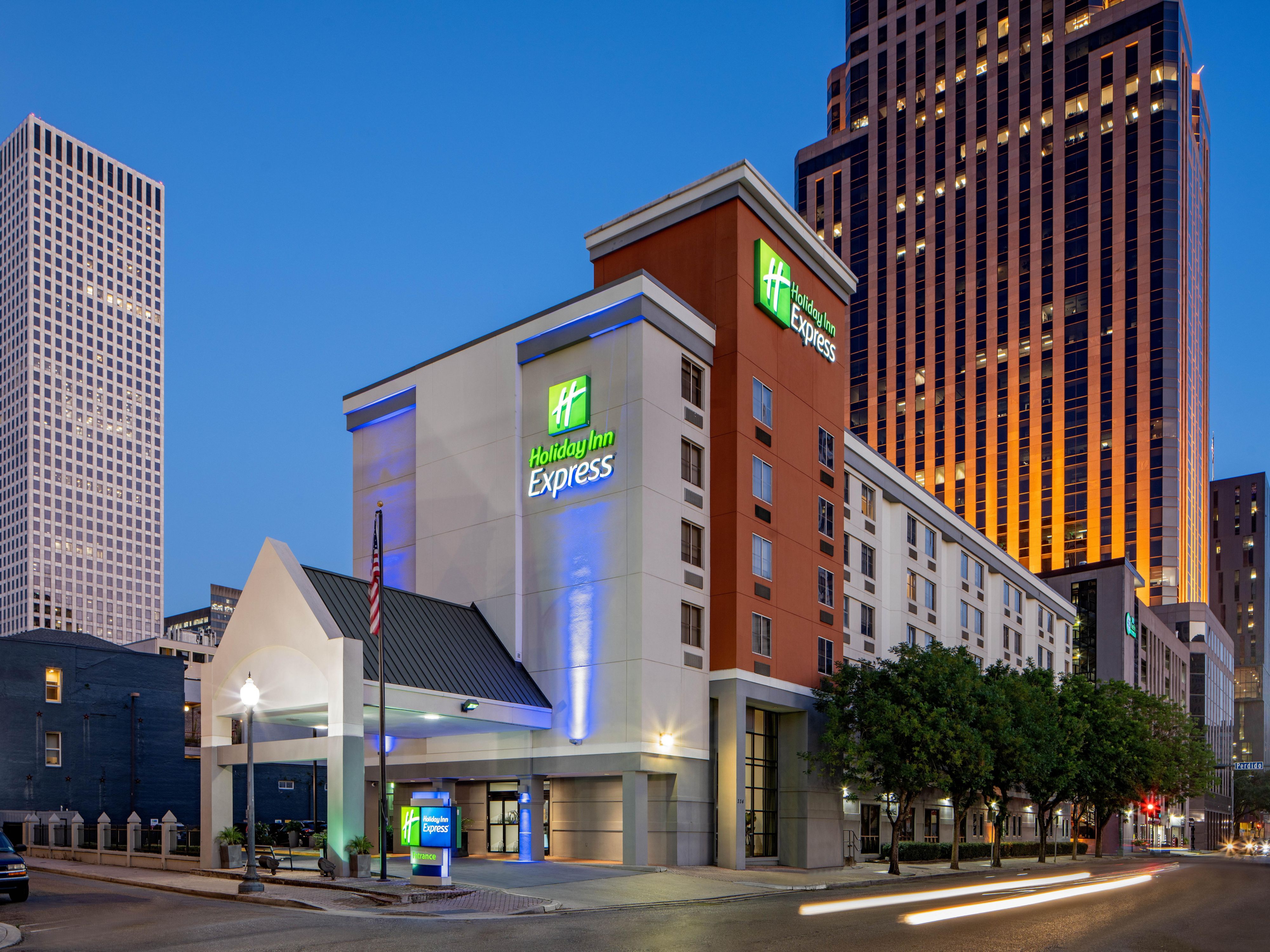 places to stay in new orleans in the fall